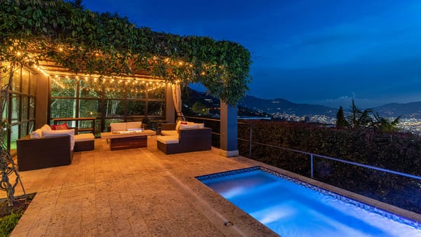 Pool Lighting: The Ultimate Guide to Safety and Beauty