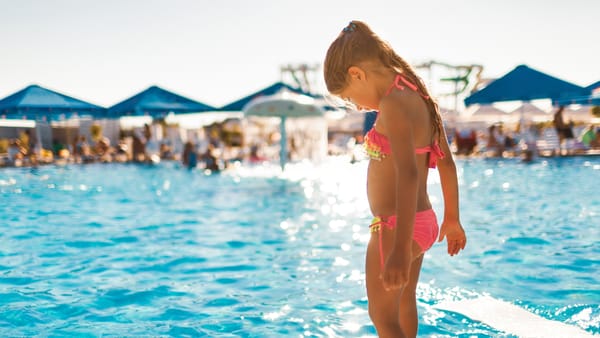 Ideal Pool Temperature for Swimming: Best Range for Comfort